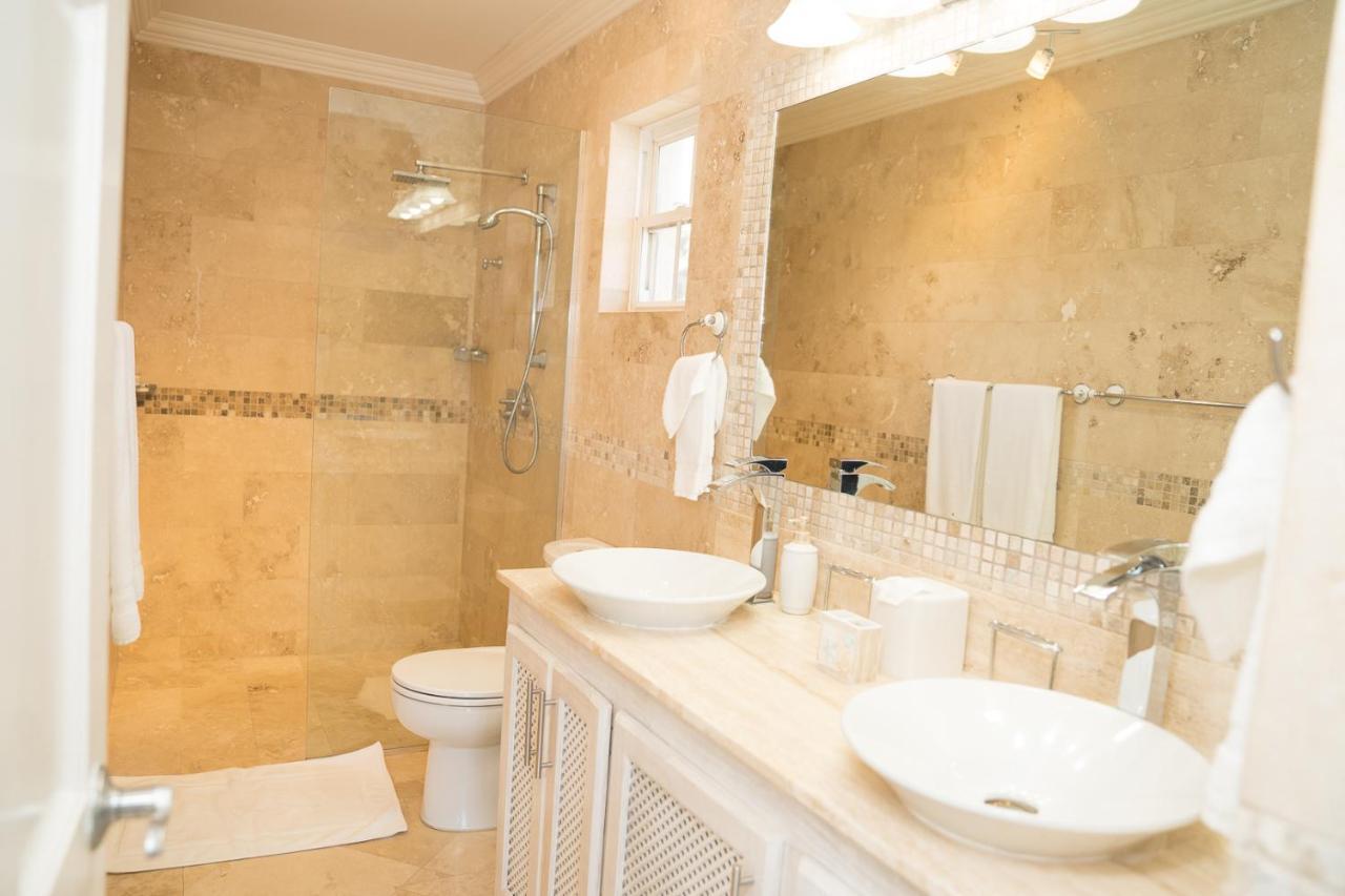 Bianca Bay 3 Bedroom West Coast Beach Front Villa Сейнт Джеймс Екстериор снимка